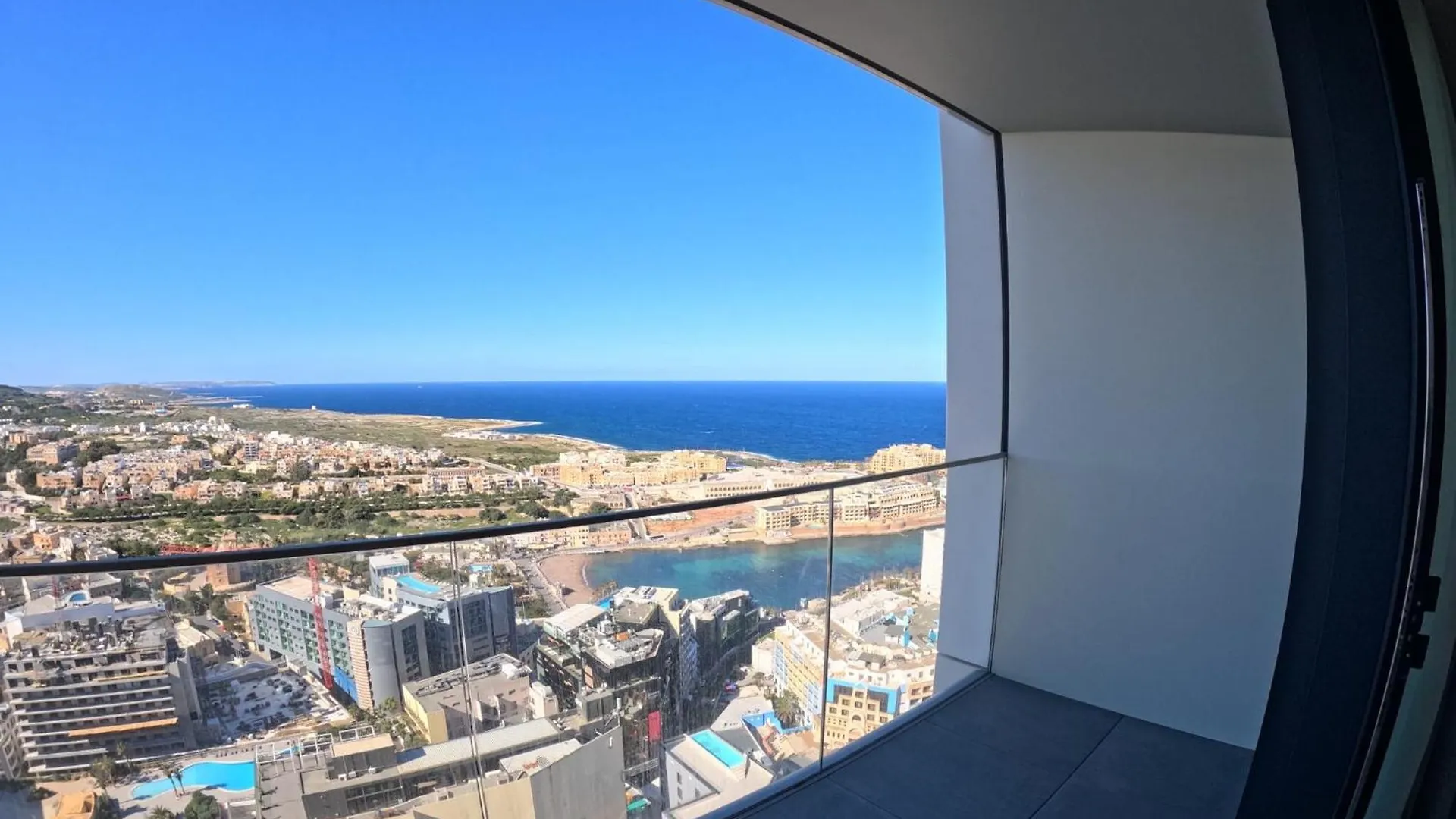 Mercury Tower Suites Saint Julian's