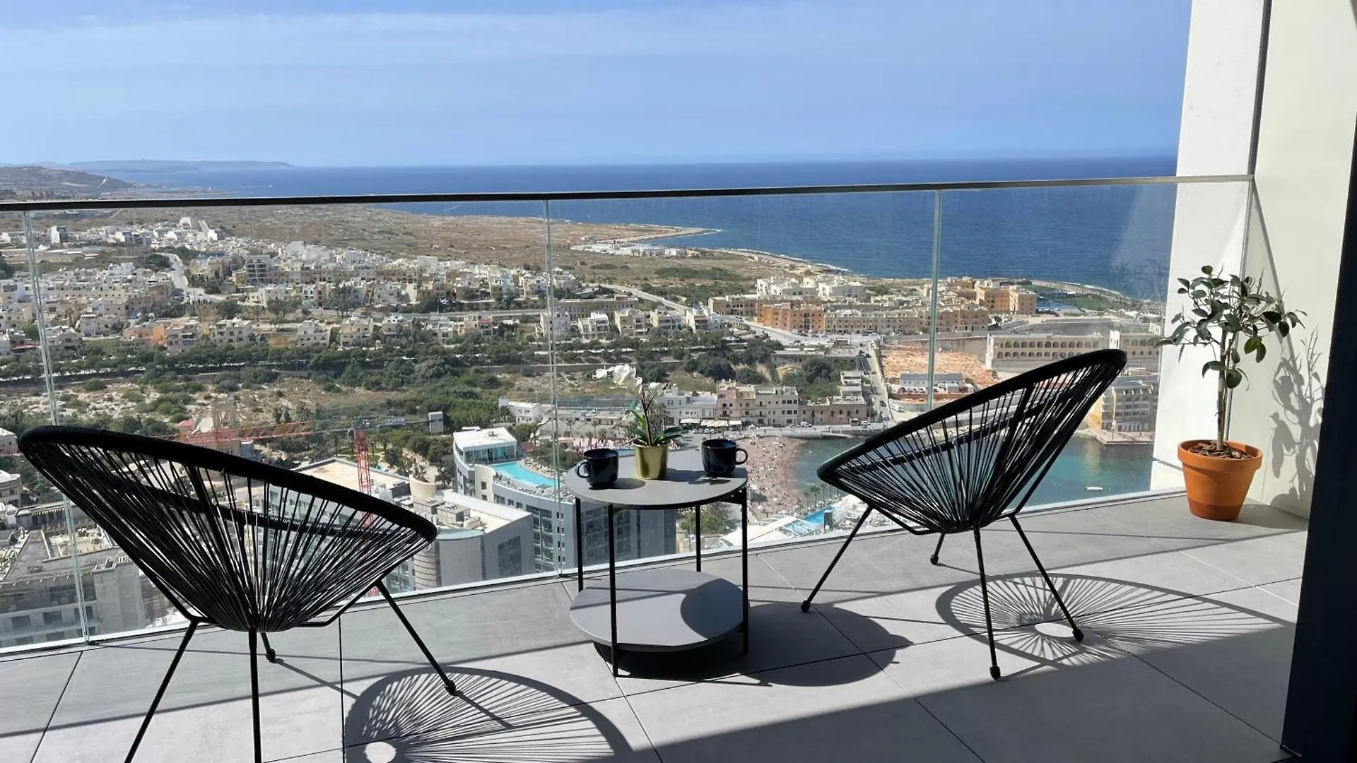 Mercury Tower Suites Saint Julian's